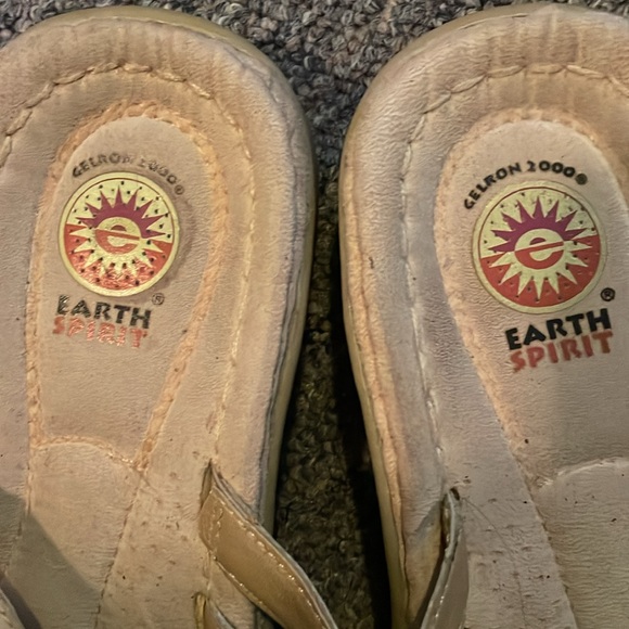 GUC Earth Spirit slip on  sandals sz 9.5-10 - Picture 2 of 5